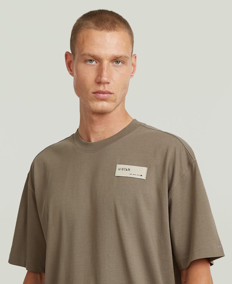 Men's Badge Regular-Fit T-Shirt