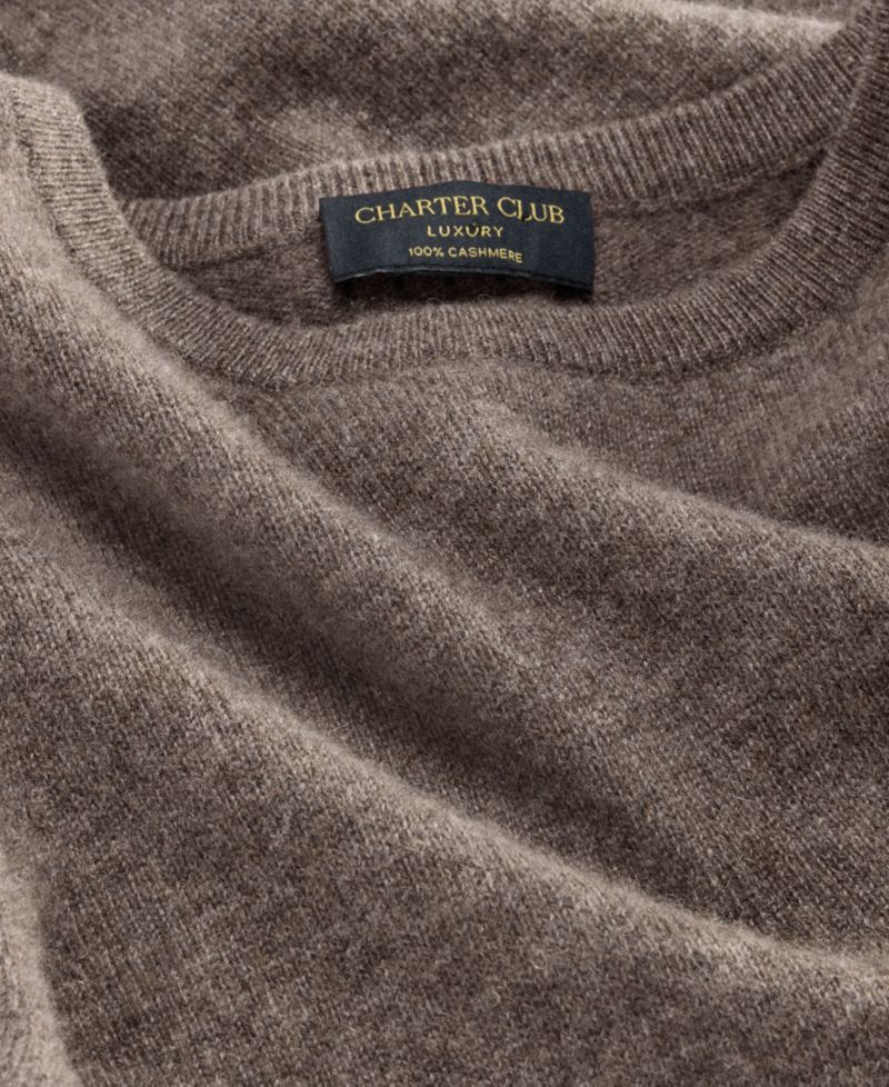 100% Cashmere Women's Petite Long-Sleeve Crewneck Sweater