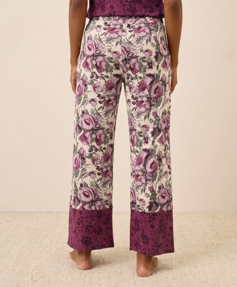 On the Go-To Bootcut Legging