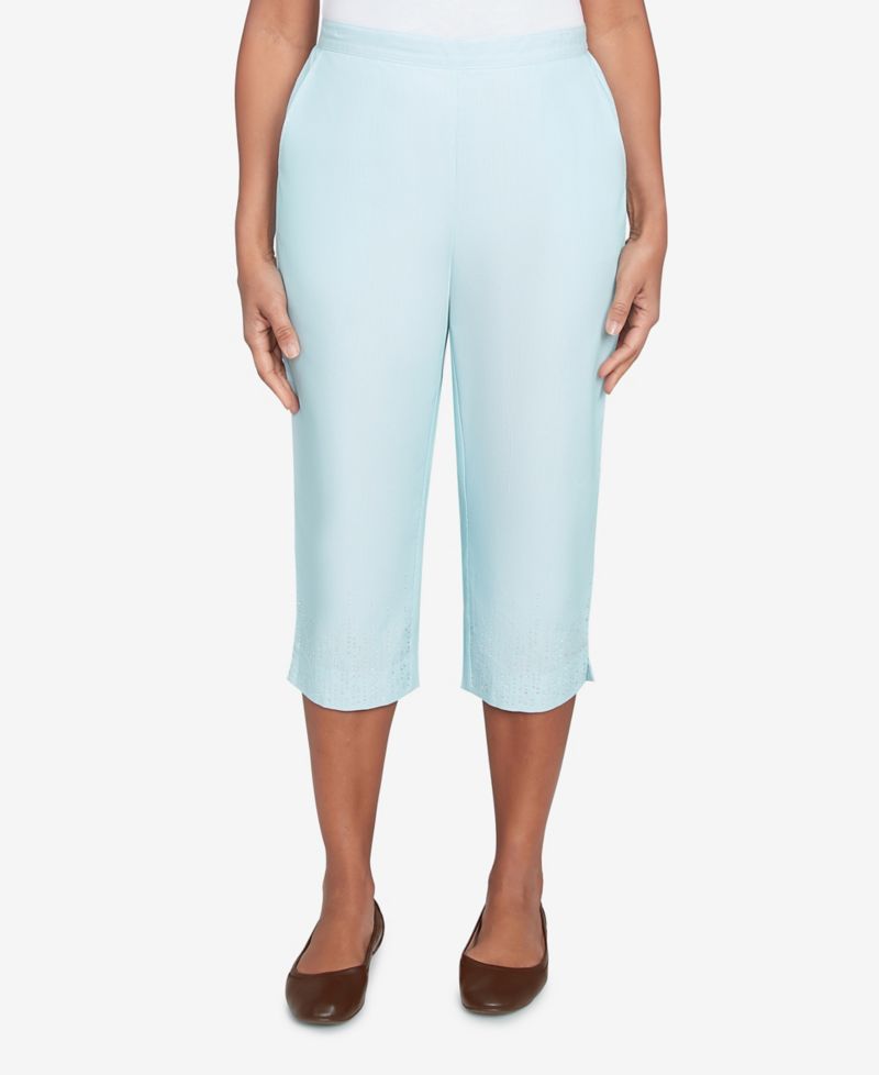 Women's St. Thomas Heat Set Embroidered Capri Pants
