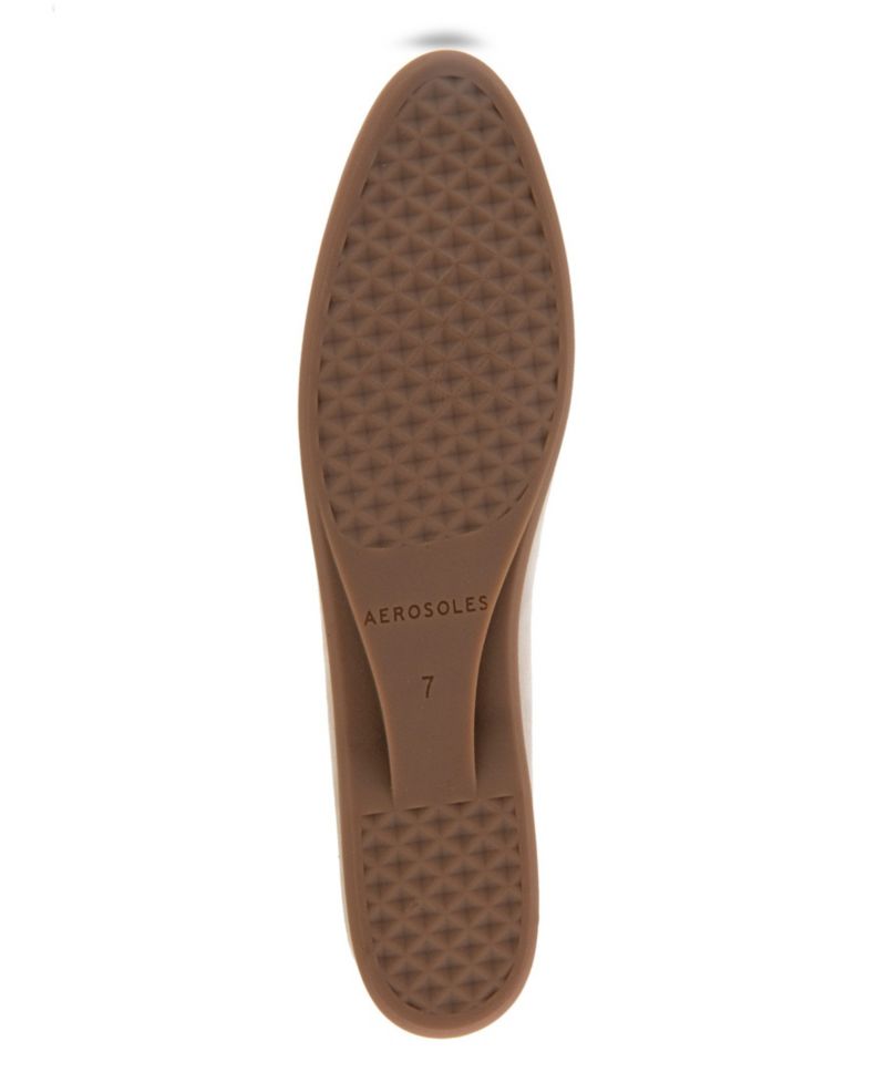 Women's Novia Tapered Toe Ballet Flats
