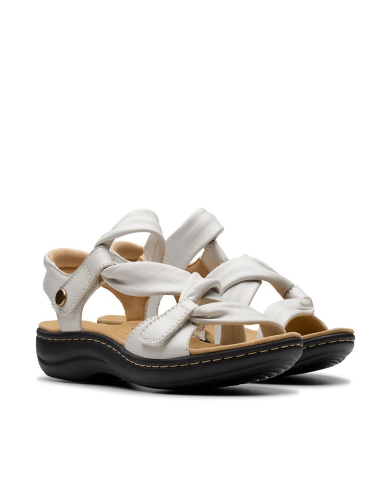 Collection Women's Laurieann Bell Round Toe Flat Sandals