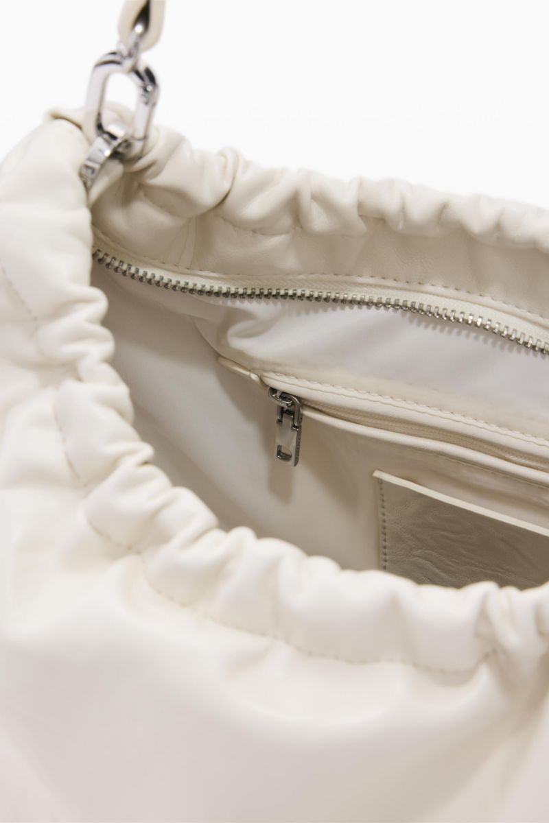 Women's Medium Oval Bag With Charms