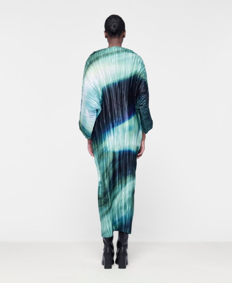 Women's Printed Plisse Batwing Dress