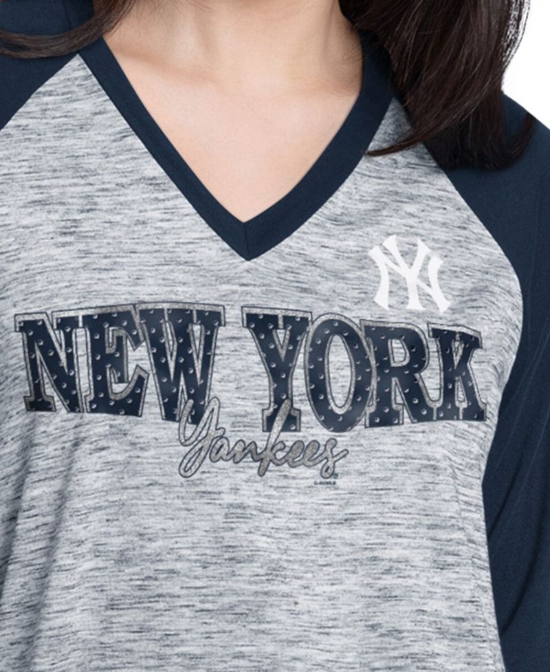 Women's Navy/Heather Navy New York Yankees Speed Training 3/4-Sleeve Rhinestone V-Neck T-Shirt
