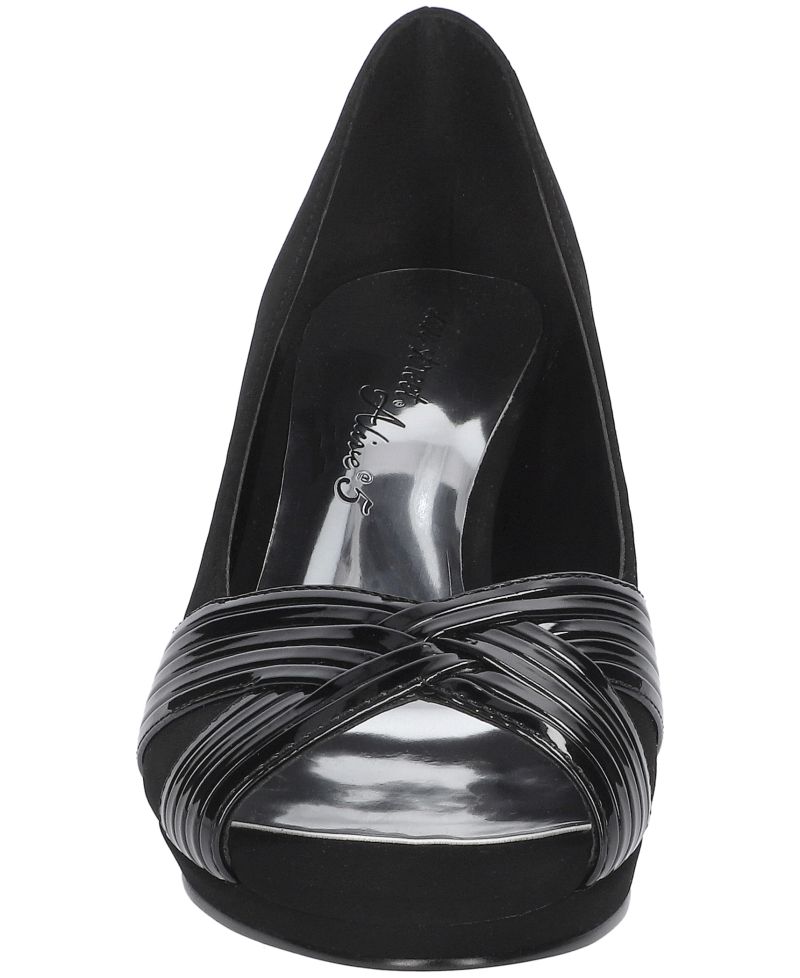 Women's Lavish Platform Pumps