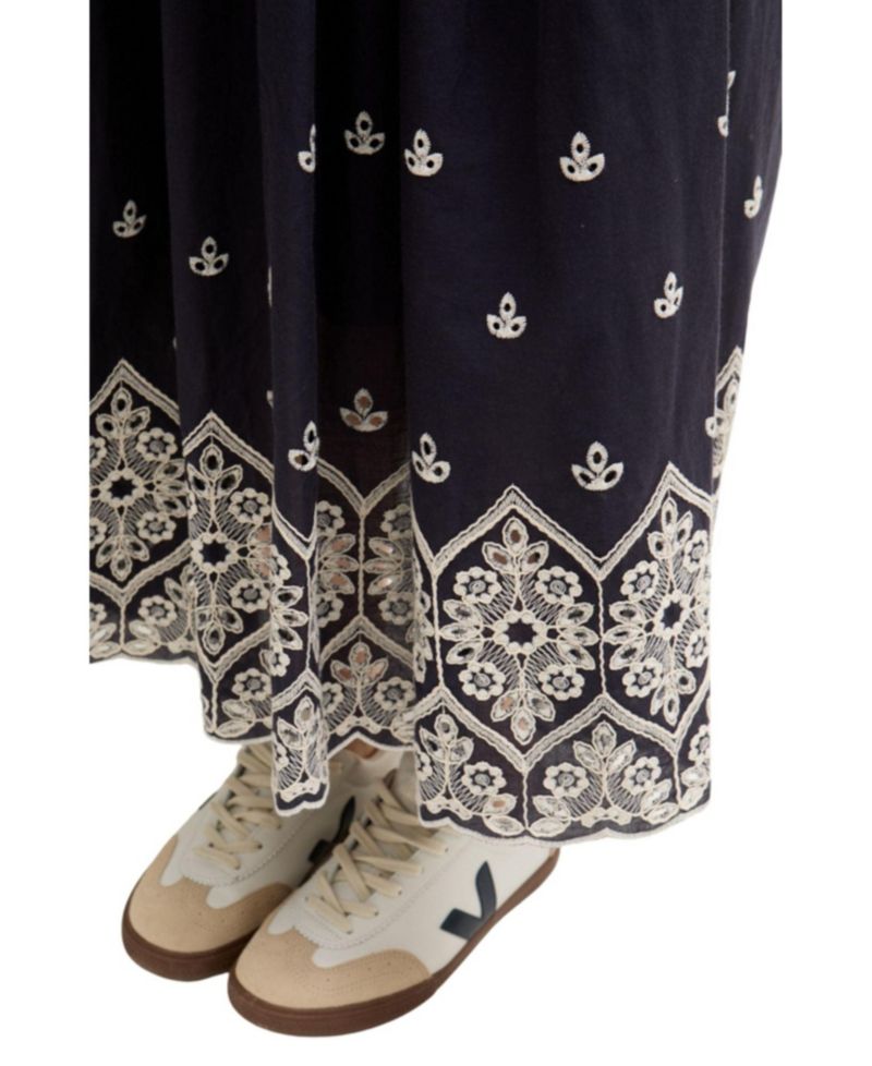 Women's Cora Sleeveless Jersey Bodice Embroidered Midi Dress