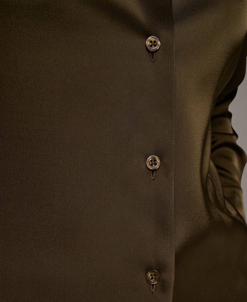Petite Collared Button-Up Blouse