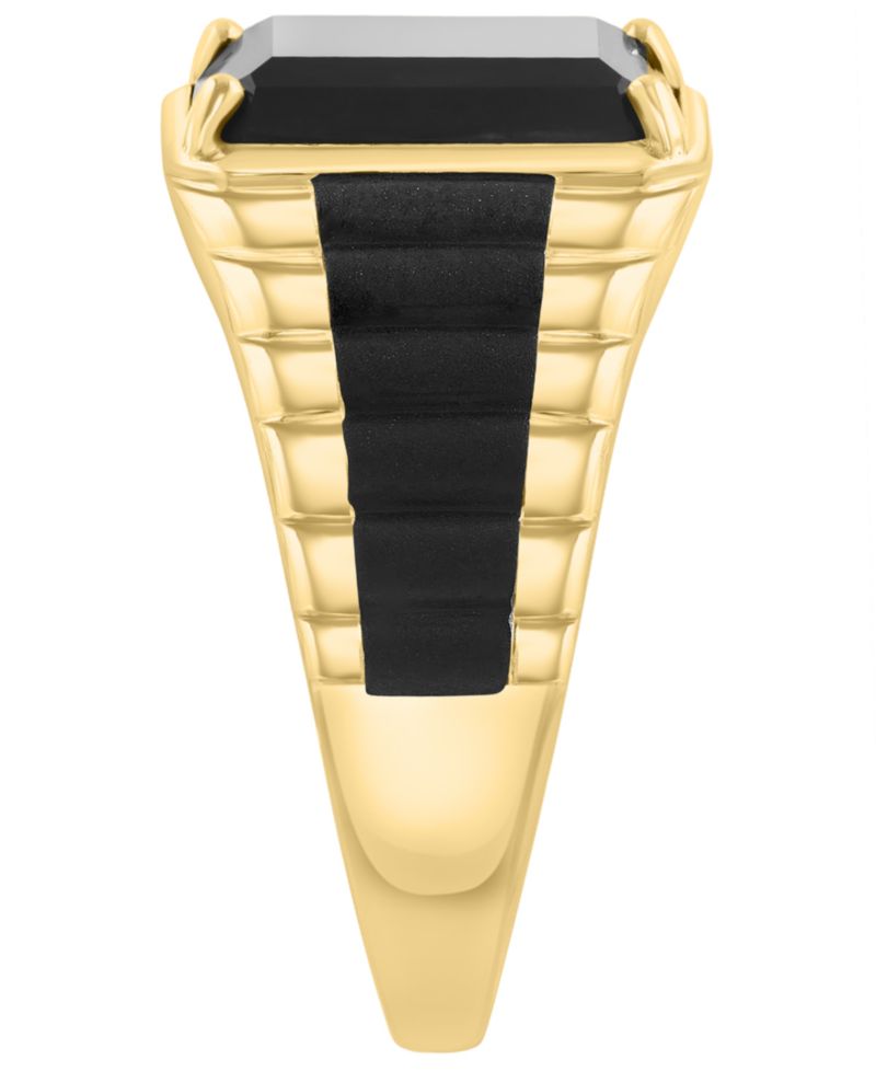Men's Onyx Ring in 14k Yellow Gold