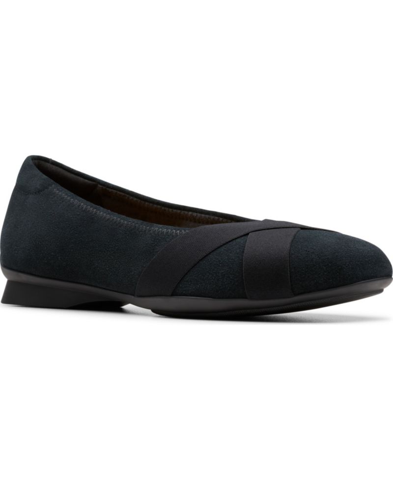 Women's Jazmynn Gem Round Toe Flats