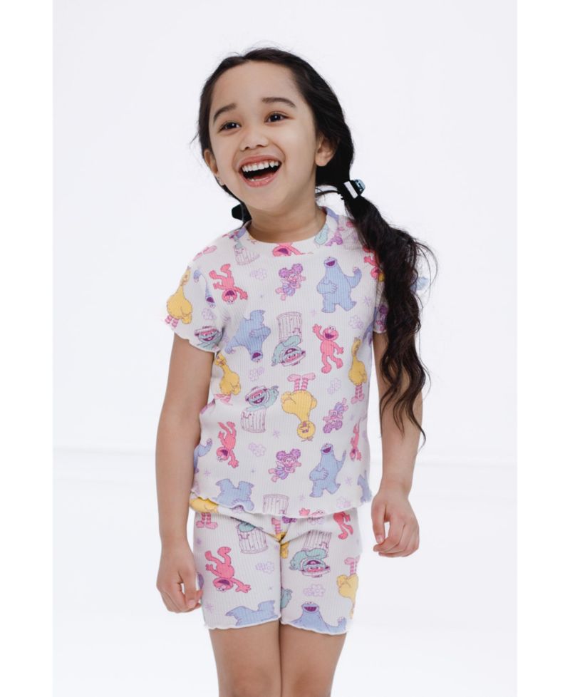 Little Girls Ribbed T-Shirt and Shorts Outfit Set