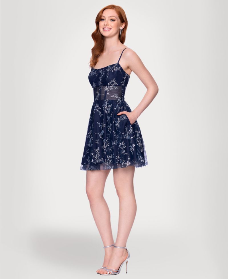 Juniors' Scoop Neck Party Dress