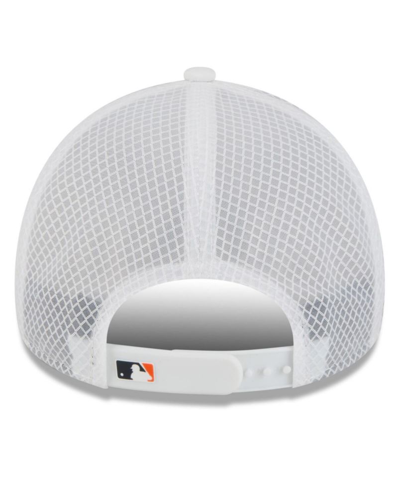 Men's White Houston Astros 2026 Batting Practice Apex 9FORTY Adjustable Trucker Hat