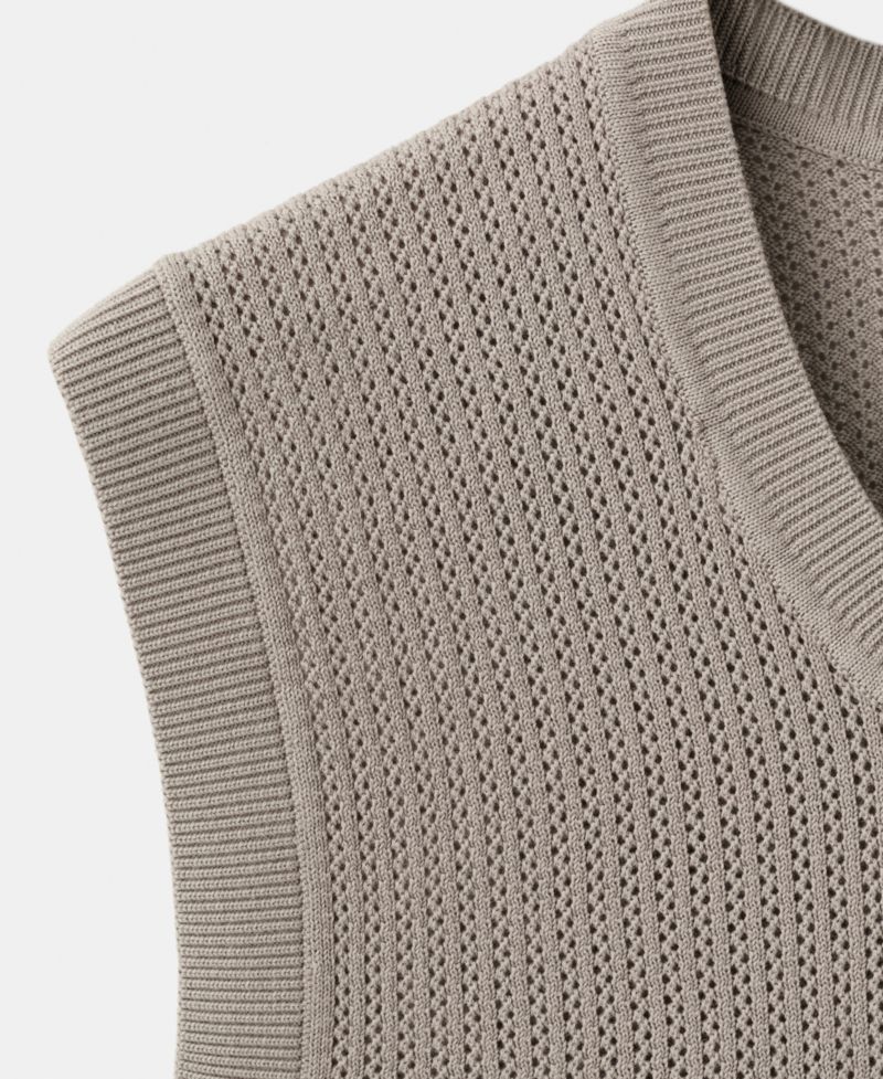 Men's Fine-Knit Vest