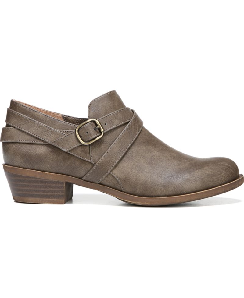 Adley Shooties