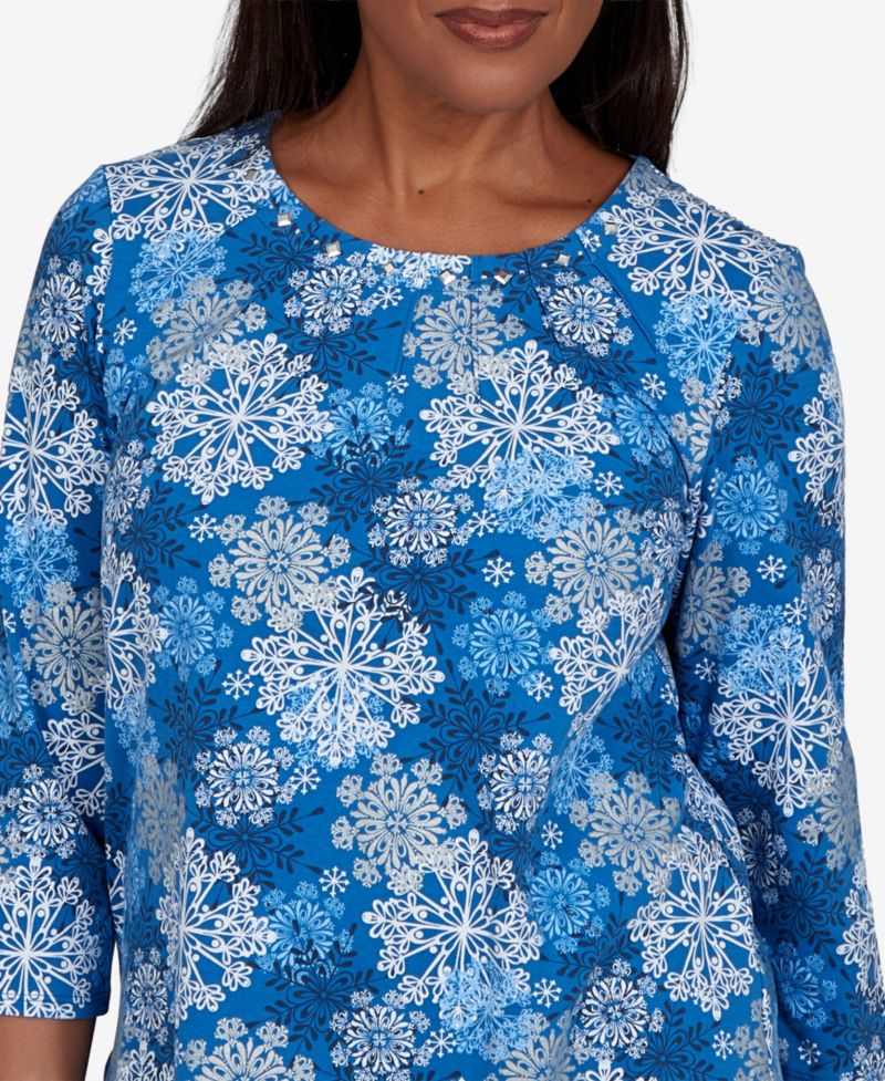 Petite Snowflake Print 3/4-Sleeve Holiday Knit Top