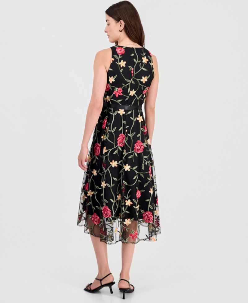 Women's Embroidered Belted Sleeveless Dress