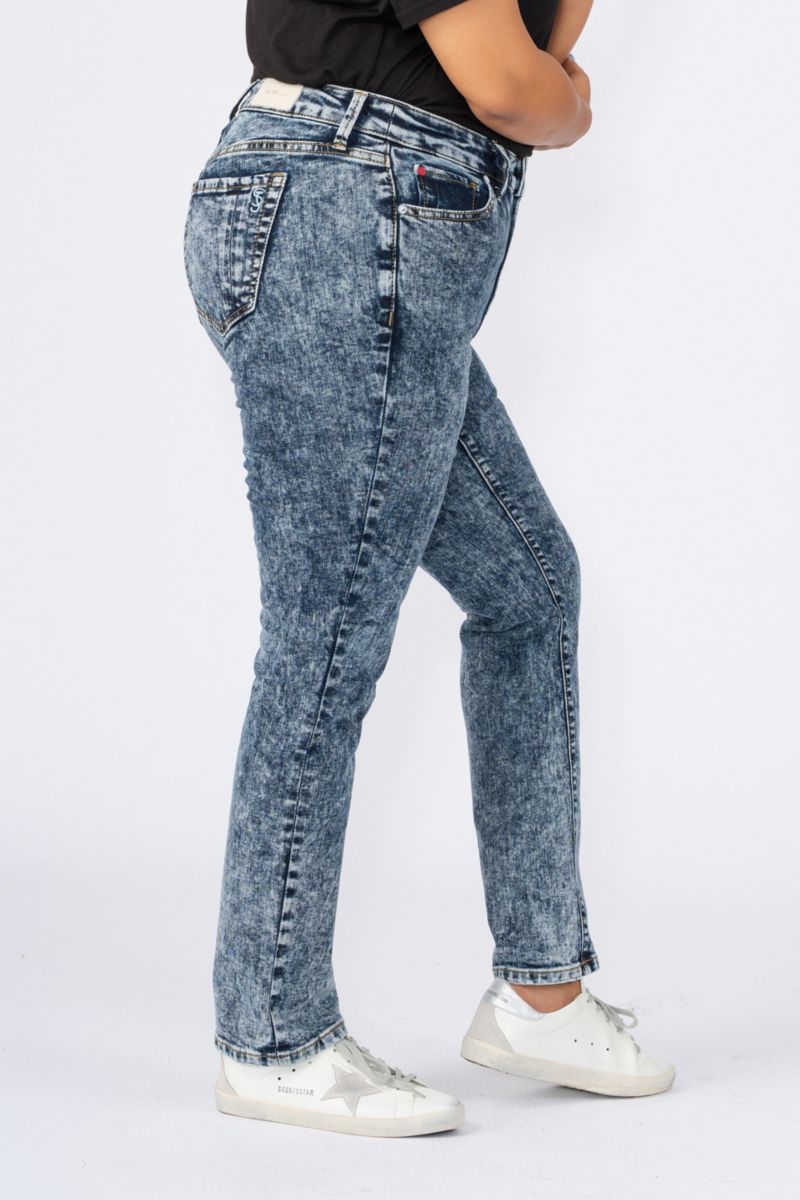 Women's High Rise Straight Jeans