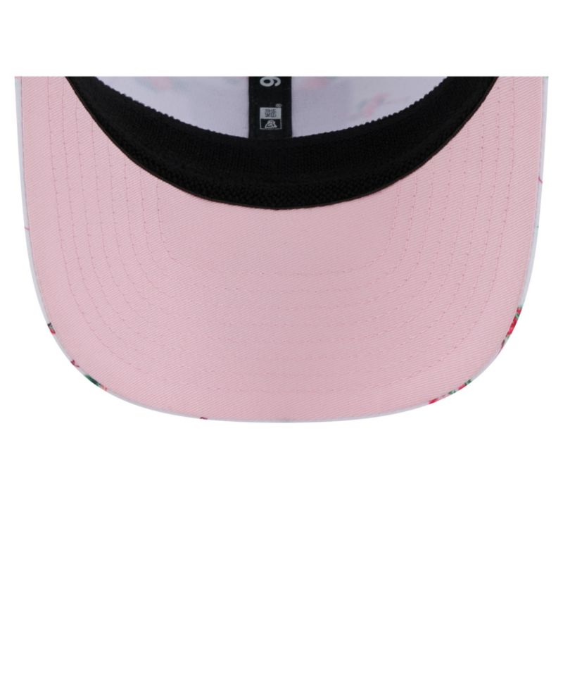 Men's White Las Vegas Raiders Adventure Flamingo Pattern 9SEVENTY Stretch-Snap Hat