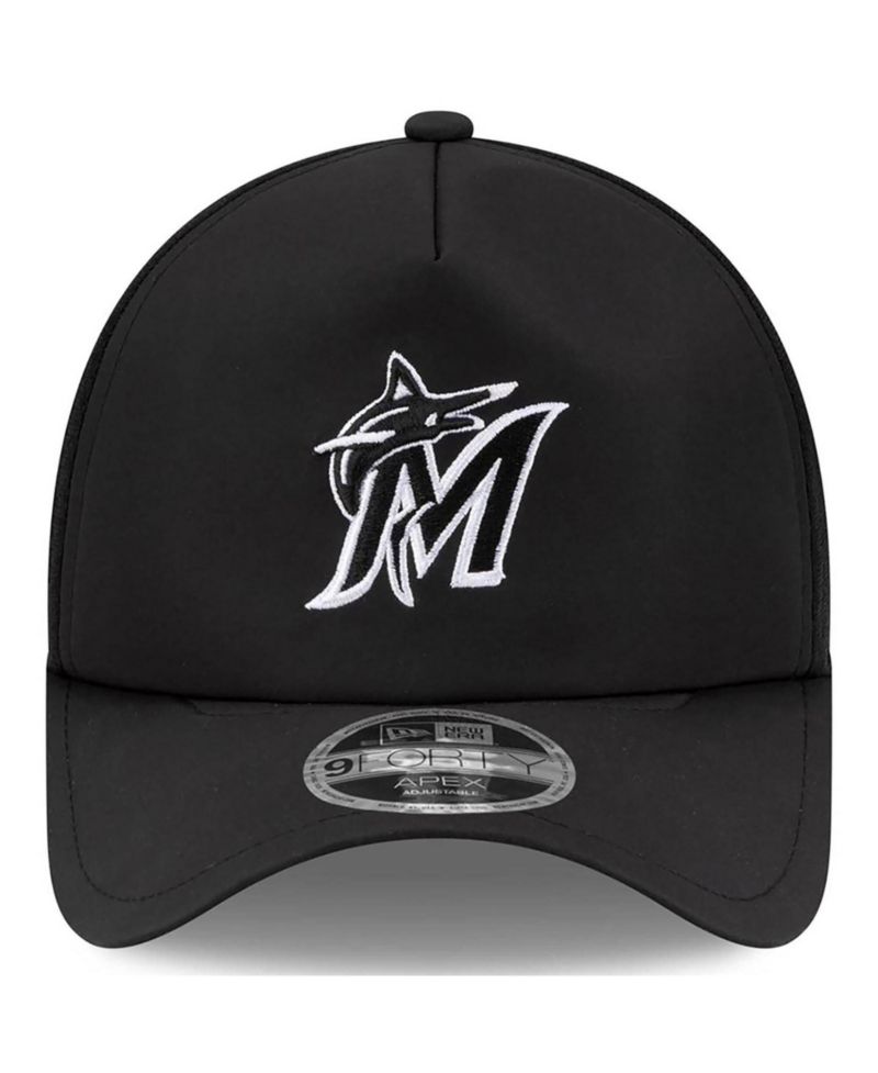 Men's Black Miami Marlins 2026 Batting Practice Apex 9FORTY Adjustable Trucker Hat