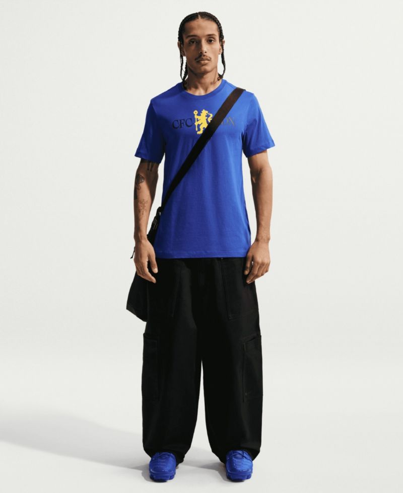 Men's Blue Chelsea Crest T-Shirt