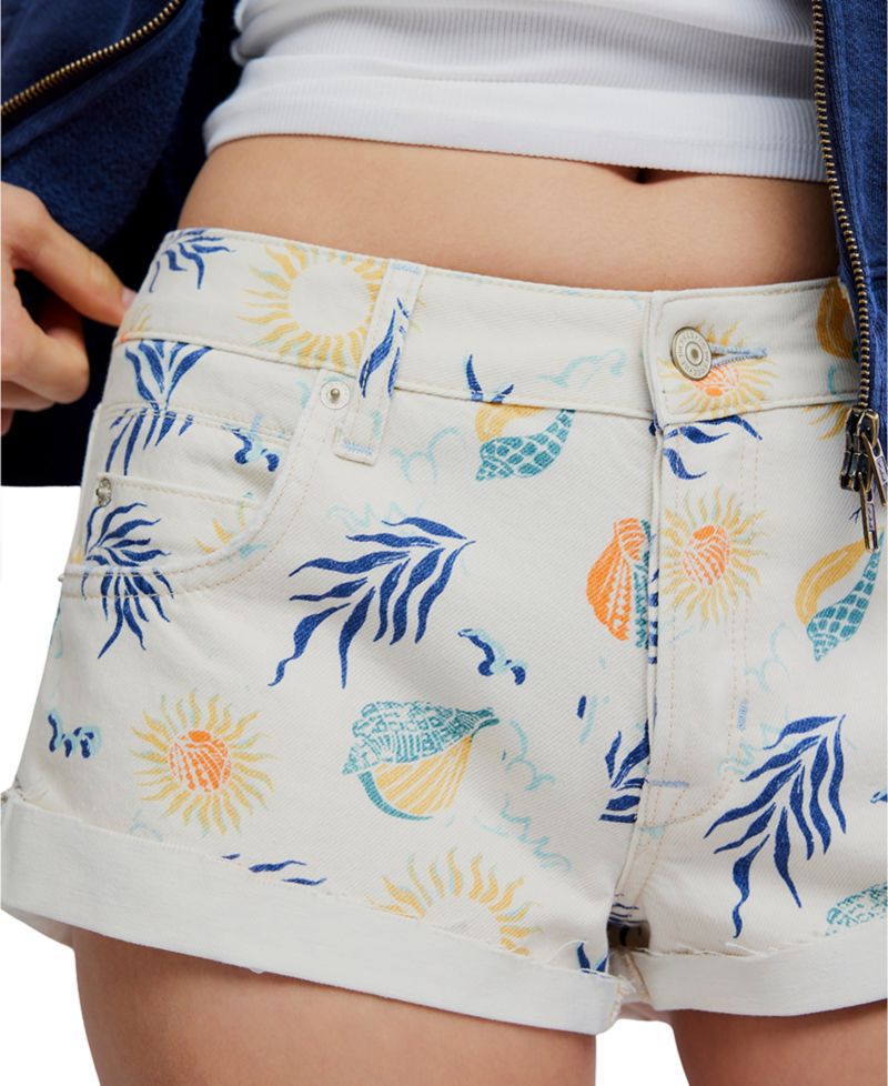 Women's Mid-Rise Printed Shorts