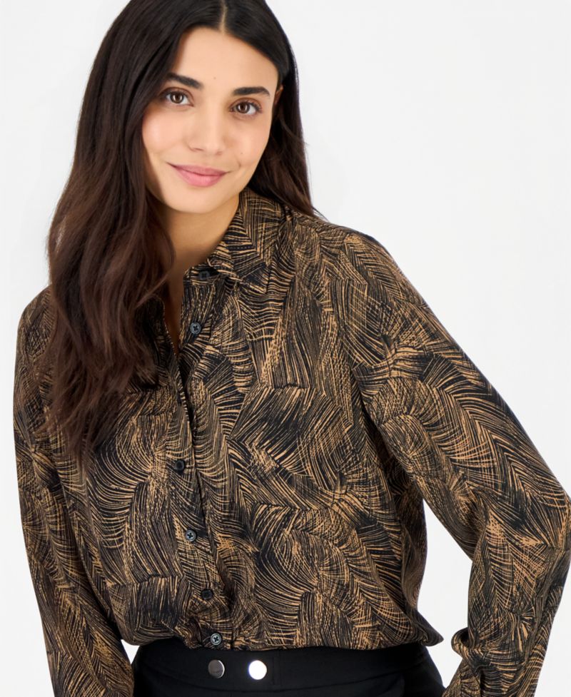 Women's Petite Button-Down Collared Blouse