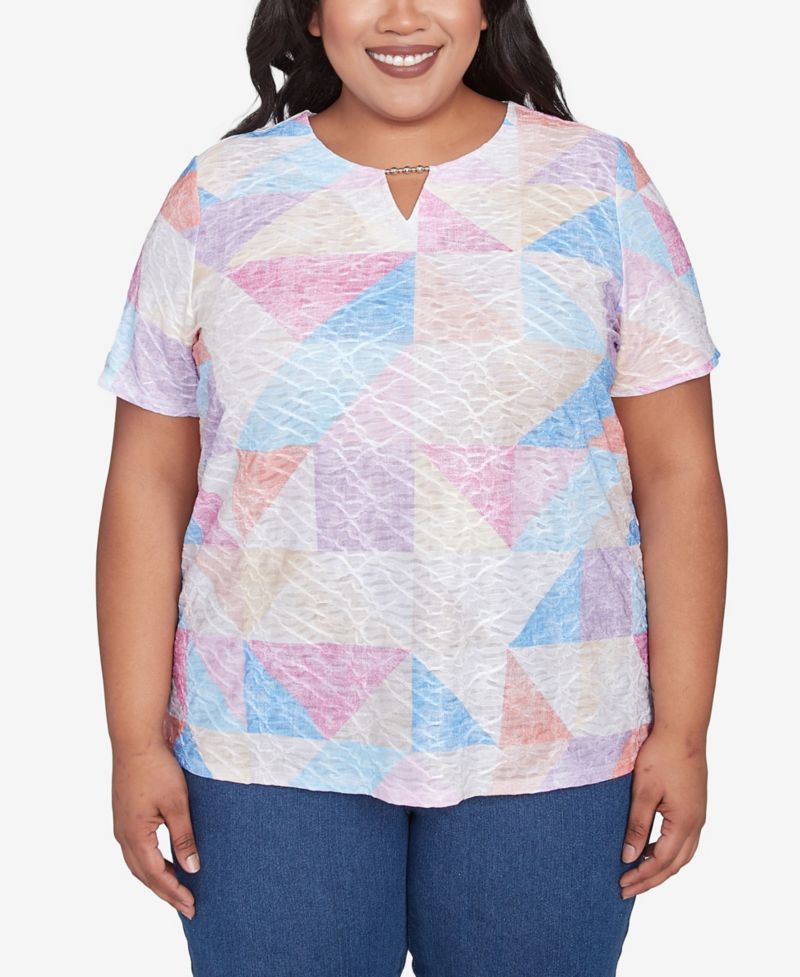 Plus Size Geometric Patchwork Crew Neck Top