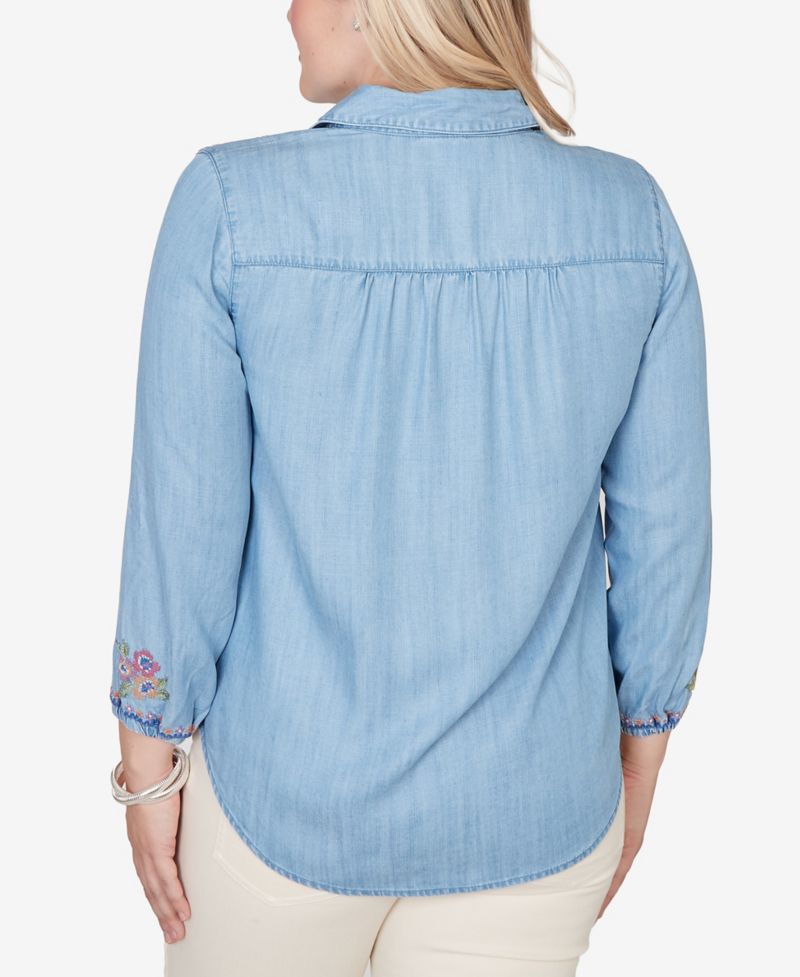 Women's Beachcomber Floral Embroidered Button-Front Top