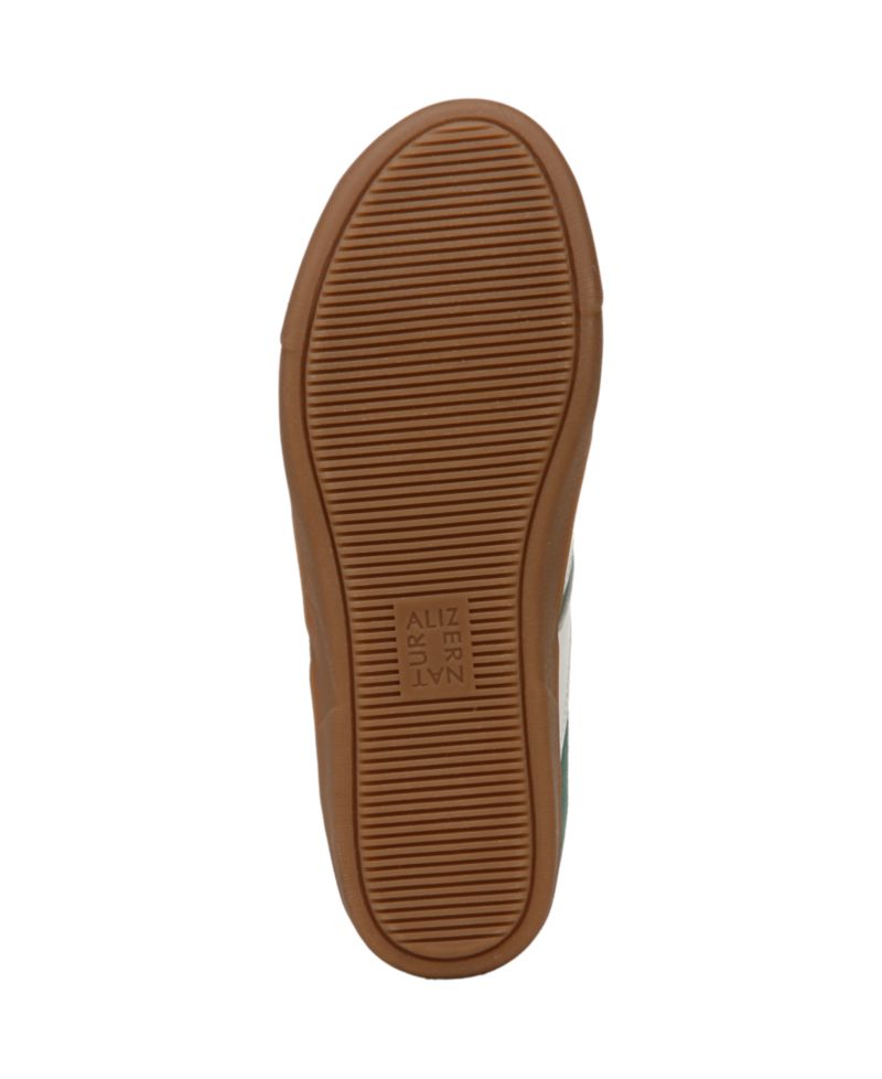 Women's Medina Round Toe Lace Up Sneakers
