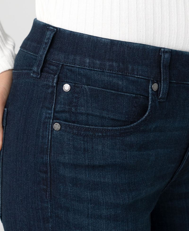 Petite Low-Rise Comfort Waist Straight-Leg Jeans