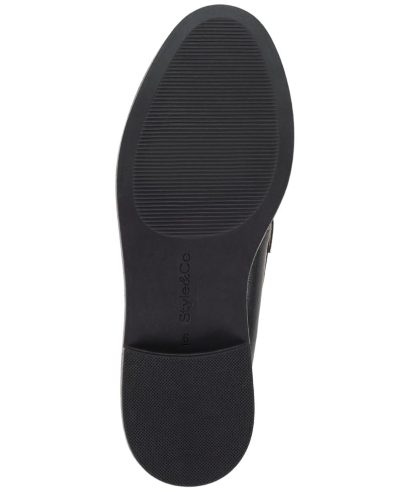 Women's Athenaa Round Toe Penny Loafers