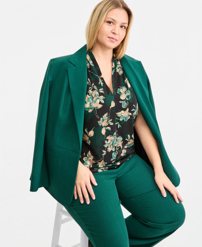 Plus Size Floral Funnel-Neck Cap-Sleeve Blouse