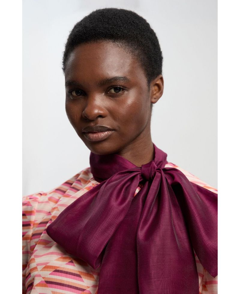 Women's Long Sleeve Pussybow Blouse