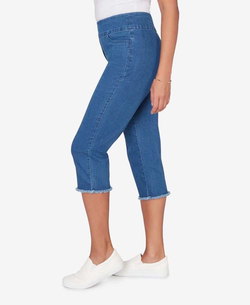 Petite Classic Super Stretch Denim Fringe Capri Pants