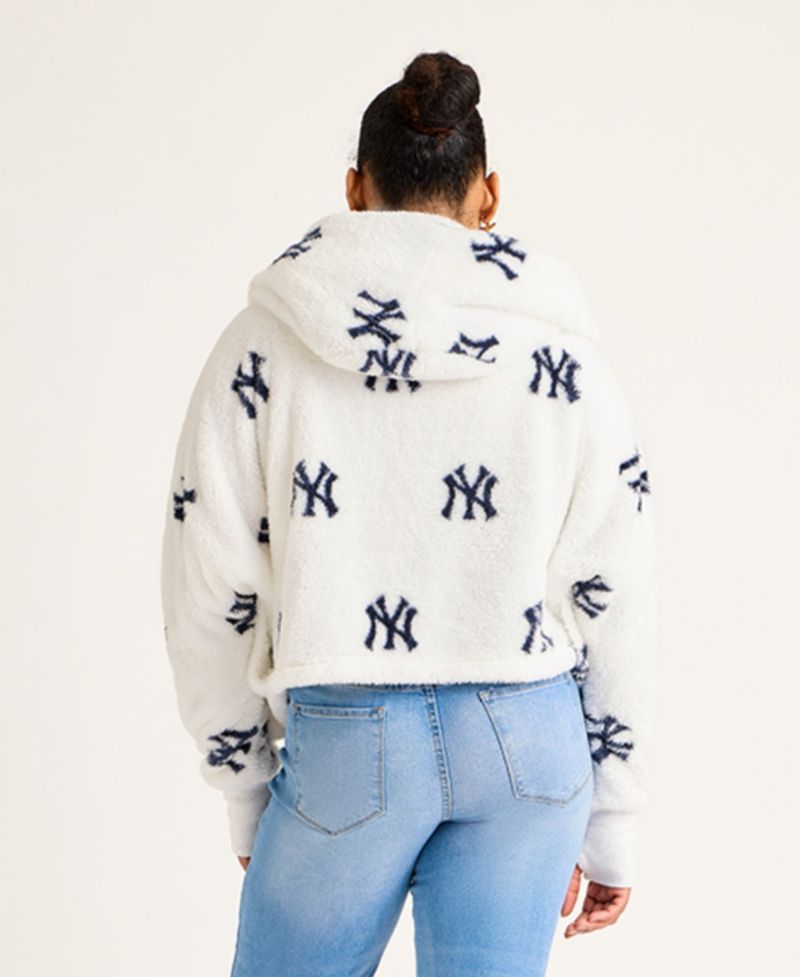 Women's White New York Yankees All Over Print Logo Cropped Lounger Lite Sherpa Jacket