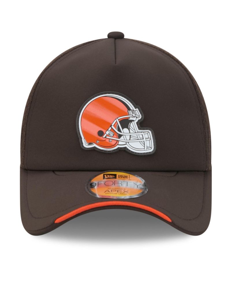 Men's Brown Cleveland Browns 2026 Sideline Apex 9FORTY Adjustable Trucker Hat