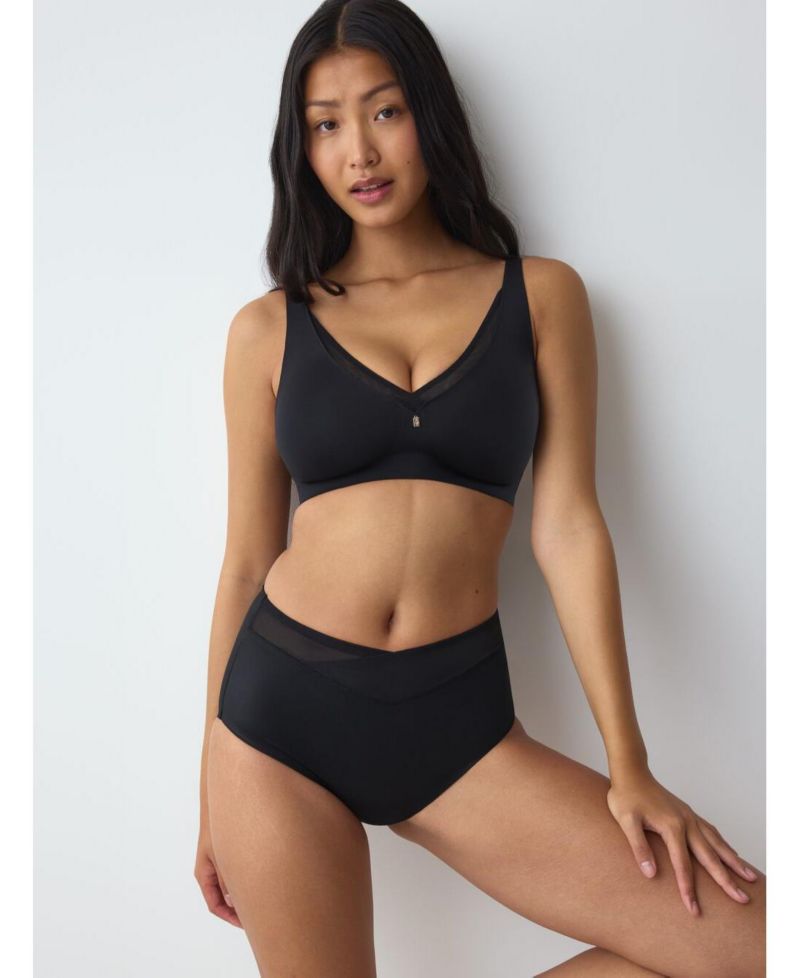 Women's True Shape Sensation Wireless Minimizer Bra