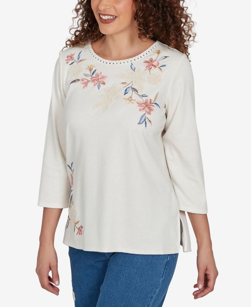 Women's Camden Market Crochet Embroidered Floral Knit Top