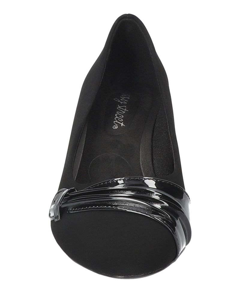 Women's Ginnifer Slip-On Pumps