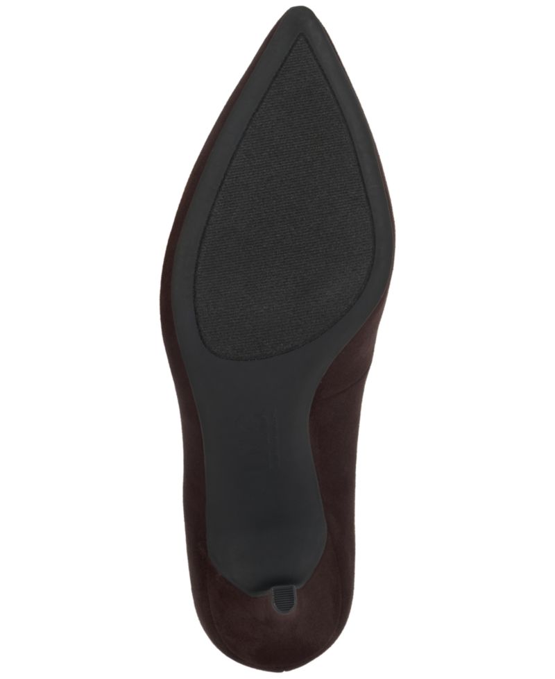 Zitah Pointed Toe Pumps