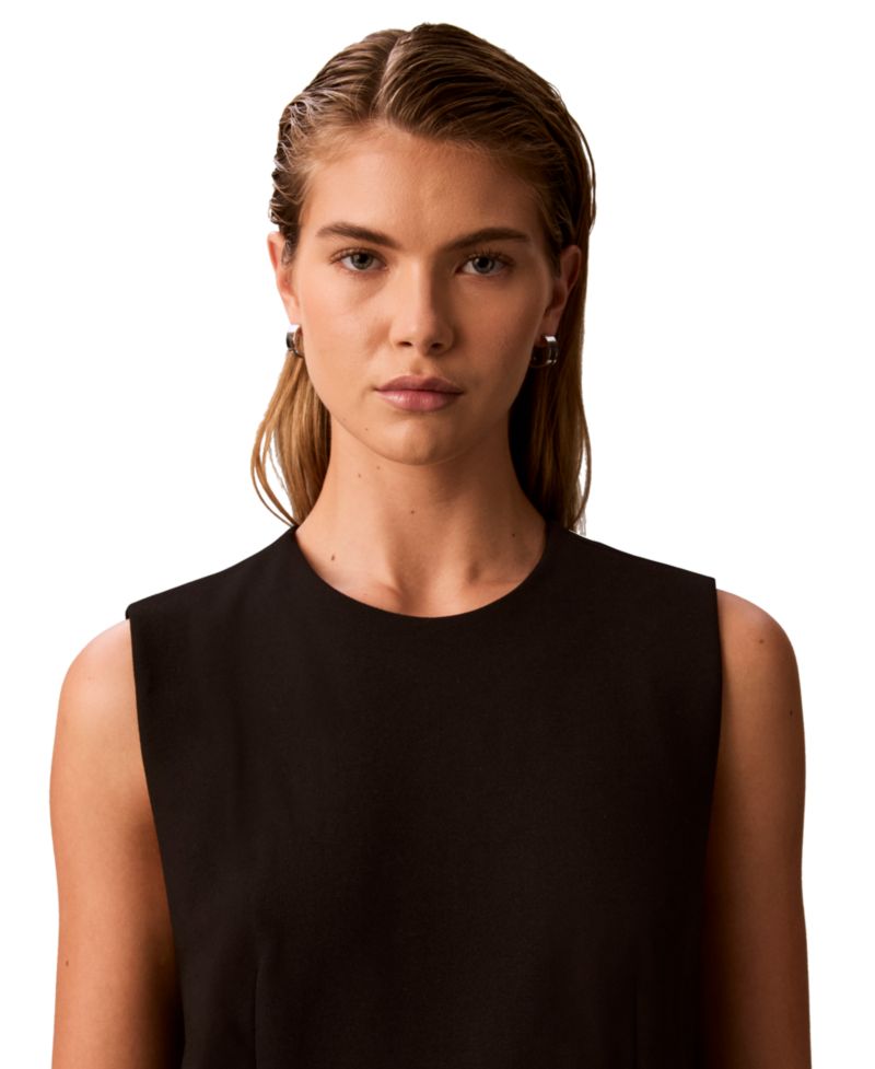 Women's Sleeveless Crewneck Top