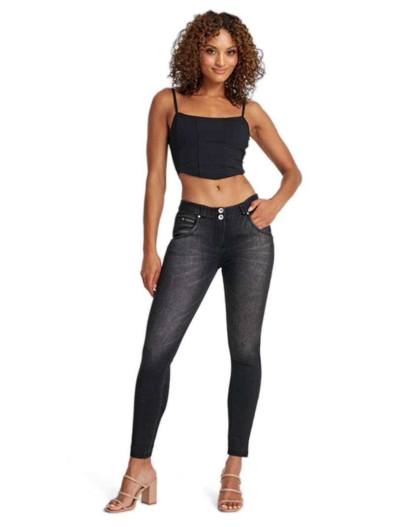 Women's Mid-Rise Snug Sculpting Skinny Jeans