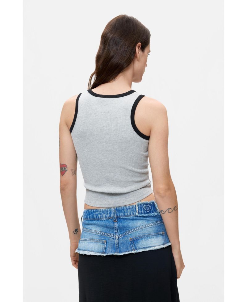 Women's Sleeveless T-Shirt