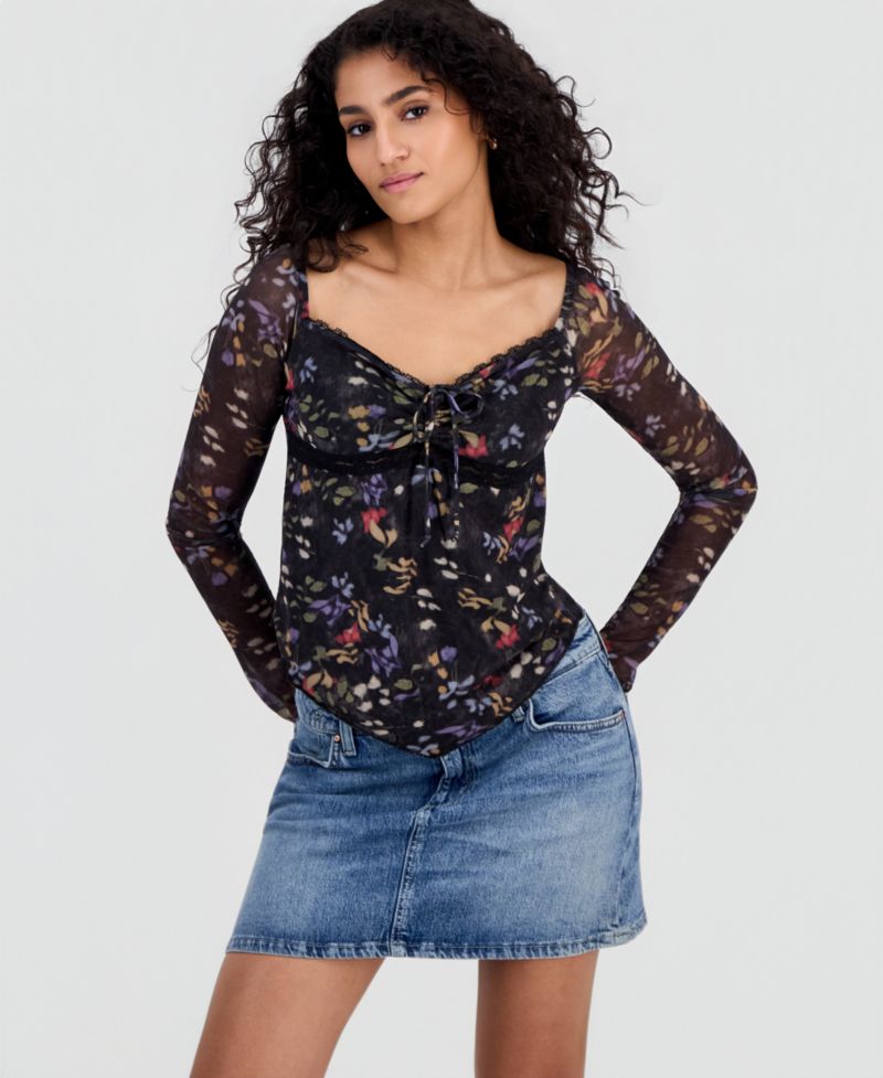 Juniors' Sweetheart-Neck Long-Sleeve Mesh Top
