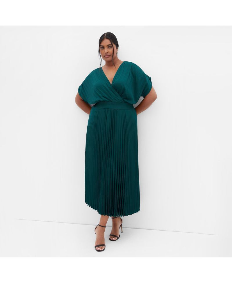 Women's Plus Size Elia Pleat Dress