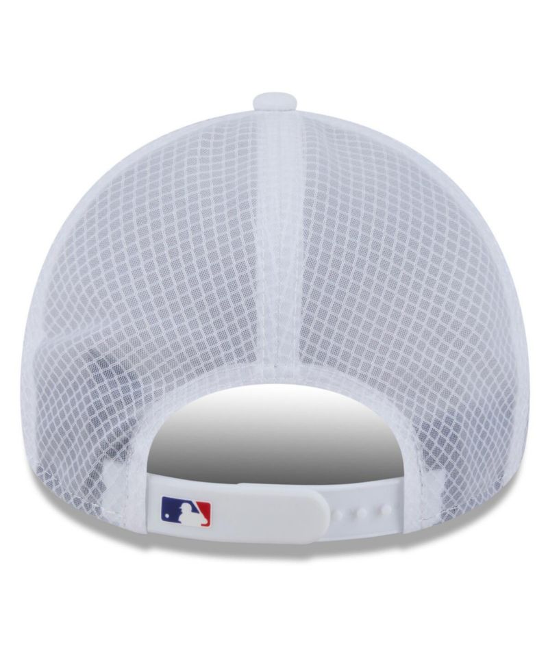 Men's White Philadelphia Phillies 2026 Batting Practice Apex 9FORTY Adjustable Trucker Hat