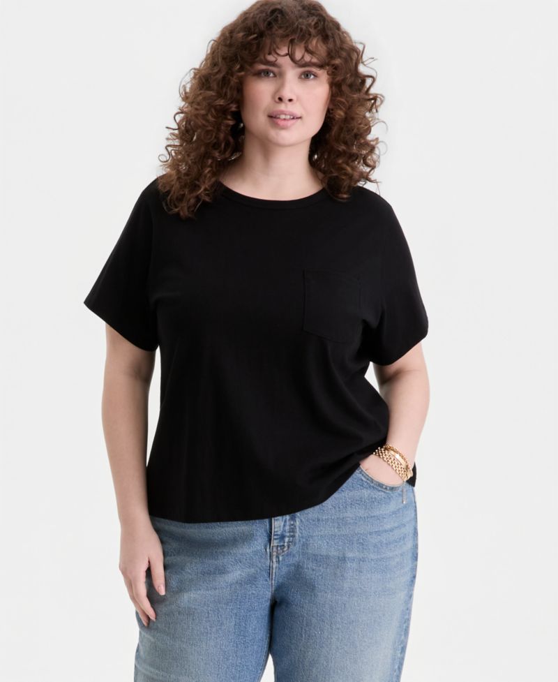 Trendy Plus Size Everyday Pocket T-Shirt