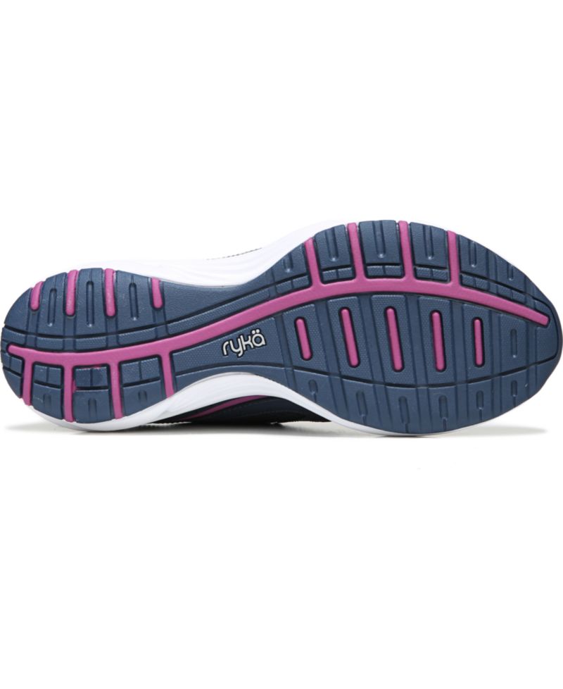 Women's Dash 3 Walking Shoes
