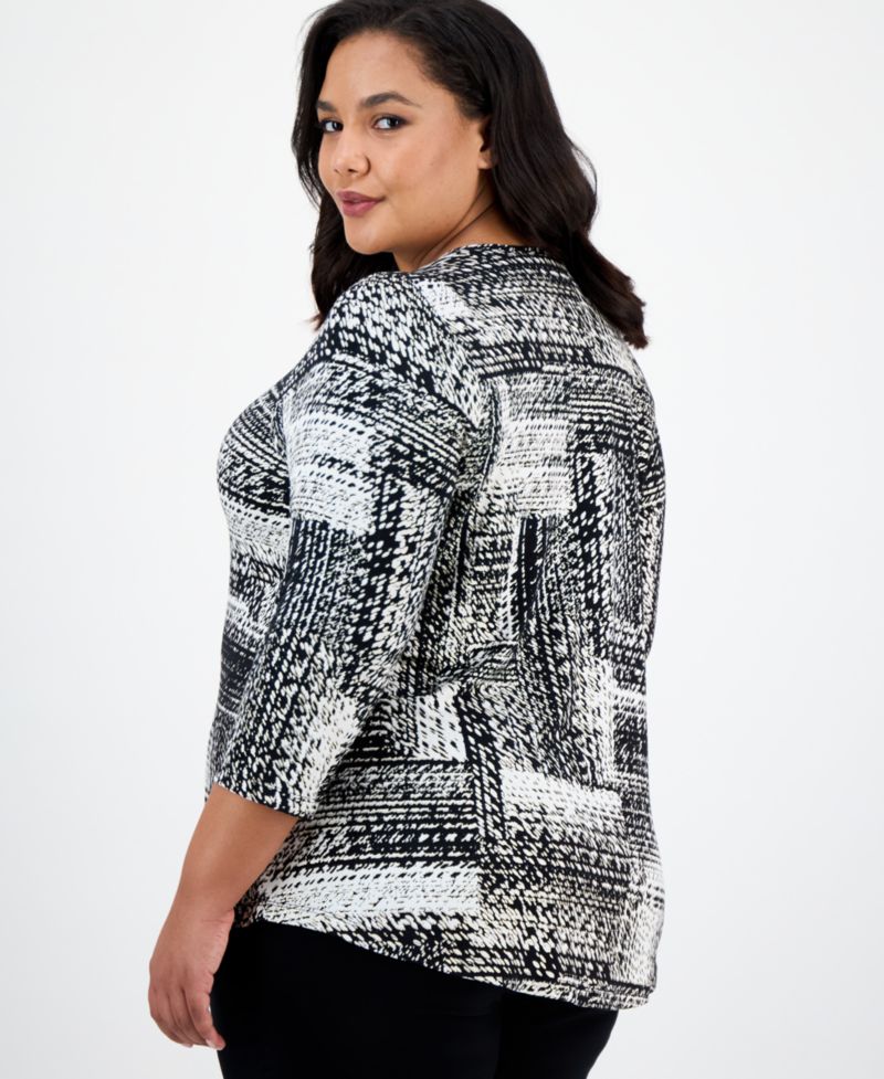 Plus Size Printed Top